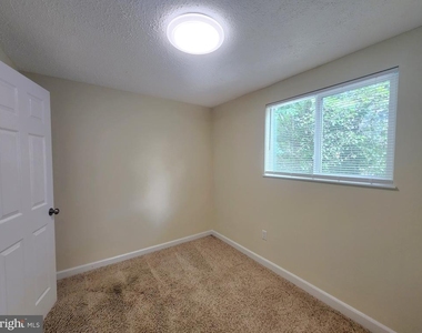 13527 Duhart Road - Photo Thumbnail 11