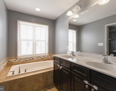 14058 Wellspring Avenue - Photo Thumbnail 22