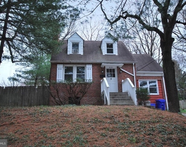 9105 Wire Avenue - Photo Thumbnail 1