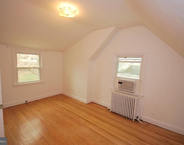 9105 Wire Avenue - Photo Thumbnail 14