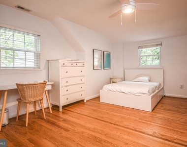 8804 Walnut Hill Road - Photo Thumbnail 32