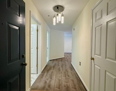 11812 Eton Manor Drive - Photo Thumbnail 2