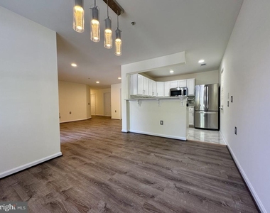 11812 Eton Manor Drive - Photo Thumbnail 13