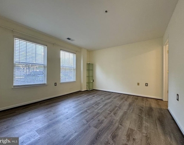11812 Eton Manor Drive - Photo Thumbnail 24
