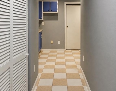 9105 Chesley Knoll Court - Photo Thumbnail 3