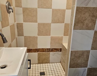 9105 Chesley Knoll Court - Photo Thumbnail 6