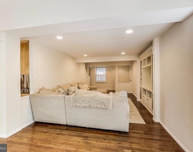1337 Crockett Lane - Photo Thumbnail 12