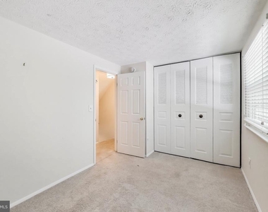 1337 Crockett Lane - Photo Thumbnail 20