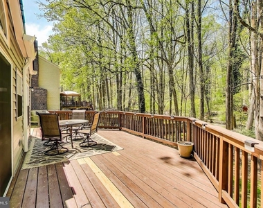 1337 Crockett Lane - Photo Thumbnail 30