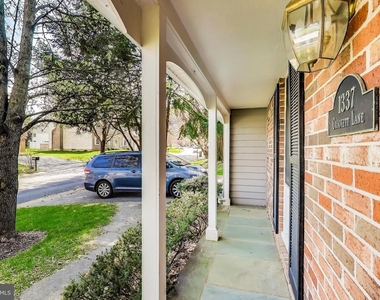 1337 Crockett Lane - Photo Thumbnail 36