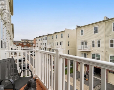 358 Urban Avenue - Photo Thumbnail 15