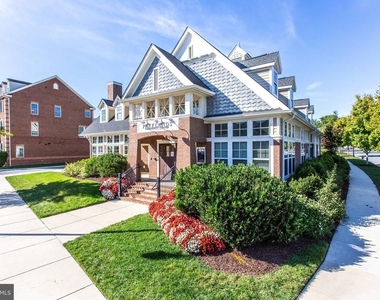 358 Urban Avenue - Photo Thumbnail 25