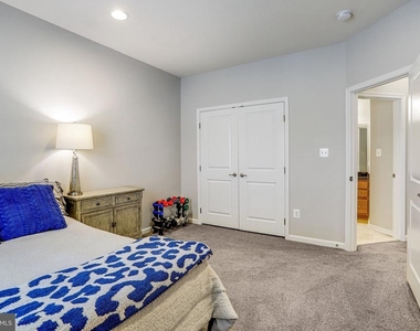 358 Urban Avenue - Photo Thumbnail 20