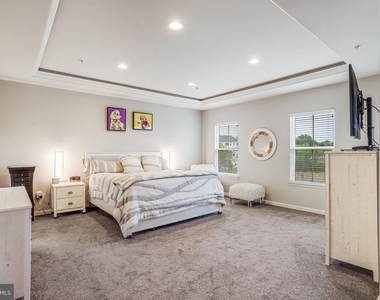 358 Urban Avenue - Photo Thumbnail 16