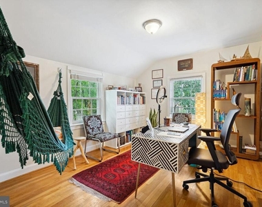 5208 Glenwood Road - Photo Thumbnail 57