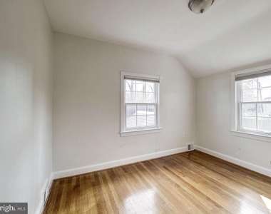 5208 Glenwood Road - Photo Thumbnail 30