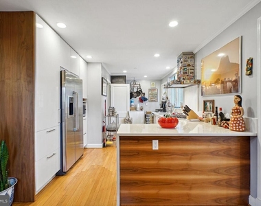 5208 Glenwood Road - Photo Thumbnail 48