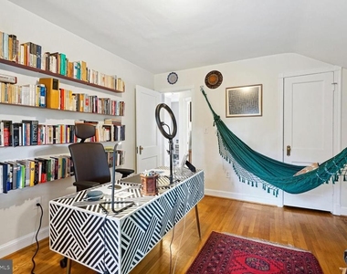 5208 Glenwood Road - Photo Thumbnail 58