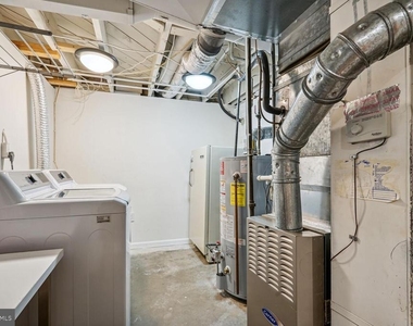 5208 Glenwood Road - Photo Thumbnail 62