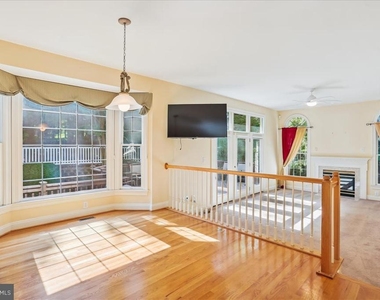 8931 Falls Farm Drive - Photo Thumbnail 2