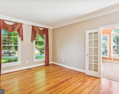 8931 Falls Farm Drive - Photo Thumbnail 47