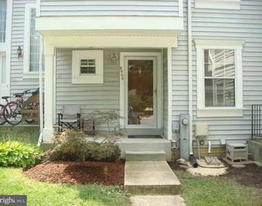 8569 Harvest View Court - Photo Thumbnail 29