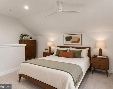 7229 Calvin Court - Photo Thumbnail 15