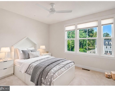 7229 Calvin Court - Photo Thumbnail 9