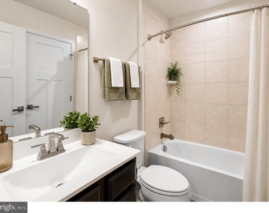 7229 Calvin Court - Photo Thumbnail 10