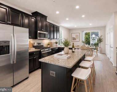 7229 Calvin Court - Photo Thumbnail 4