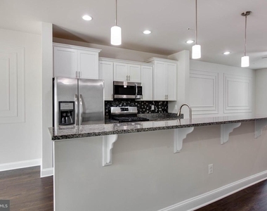 7110 Druce Way - Photo Thumbnail 22