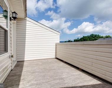 7110 Druce Way - Photo Thumbnail 28