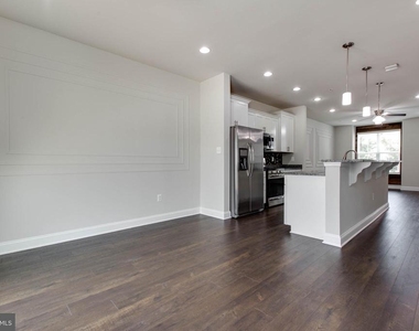 7110 Druce Way - Photo Thumbnail 16