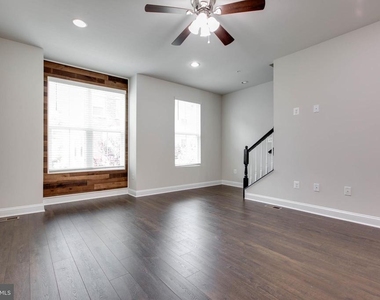 7110 Druce Way - Photo Thumbnail 13