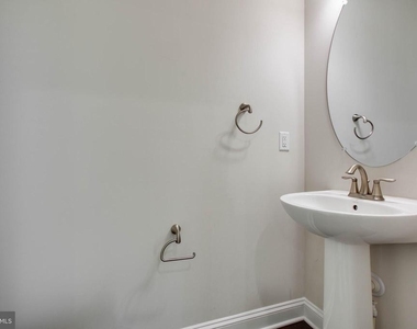 7110 Druce Way - Photo Thumbnail 17