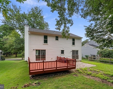 8428 Braddock Way - Photo Thumbnail 43