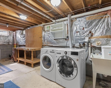 8428 Braddock Way - Photo Thumbnail 36