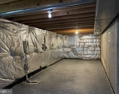 8583 Wheatfield Way - Photo Thumbnail 3