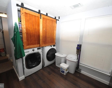 508 Riggs Court - Photo Thumbnail 9