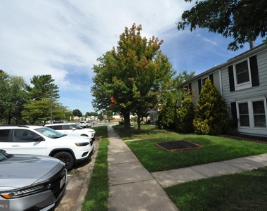 508 Riggs Court - Photo Thumbnail 18