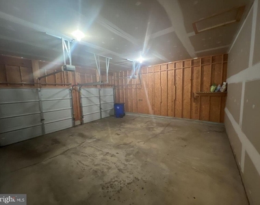 1700 Crommelins Court - Photo Thumbnail 19