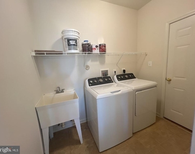 1700 Crommelins Court - Photo Thumbnail 9