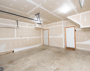 214 Tidewater Drive - Photo Thumbnail 46