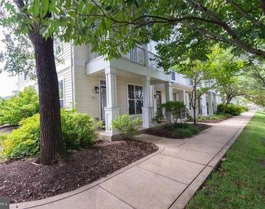 214 Tidewater Drive - Photo Thumbnail 40