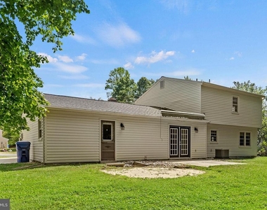 2324 Kent Court - Photo Thumbnail 14