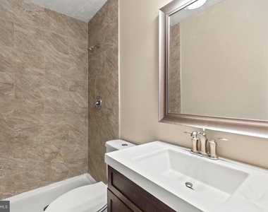2324 Kent Court - Photo Thumbnail 13