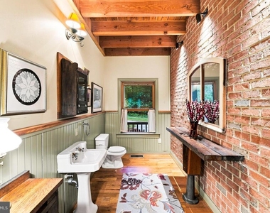 17330 Masemore Road - Photo Thumbnail 15