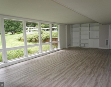 444 Garrison Forest Road - Photo Thumbnail 15