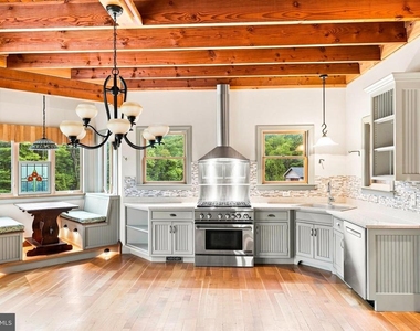 17330 Masemore Road - Photo Thumbnail 6