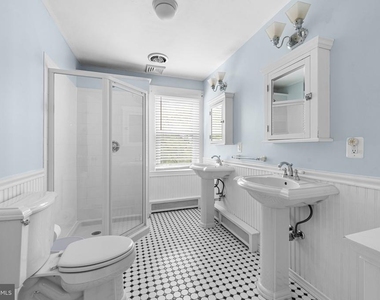 7811 Maple Avenue - Photo Thumbnail 23